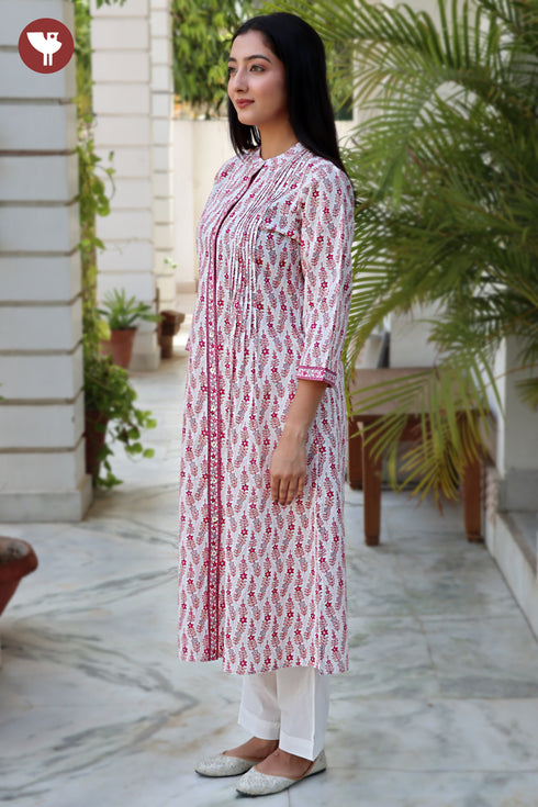 Cambric Cotton Kurta and Pant Set in Floral Print