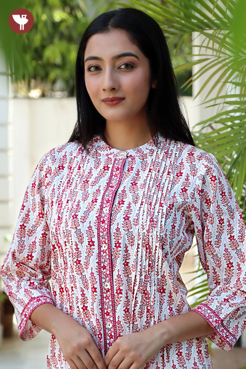 Cambric Cotton Kurta and Pant Set in Floral Print