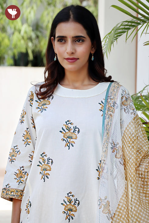 Cambric Cotton Kurta Pant With Dupatta In Floral Block Print