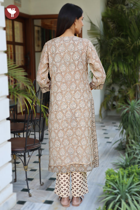 Kota Doria Kurta Pant with Dupatta In Floral Block Print