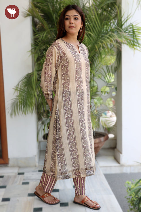 Kota Doria Kurta Pant with Dupatta in Geometric Block Print