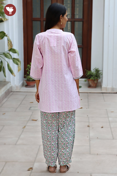 Cambric Cotton Kurta And Pant Set in Floral Block Print