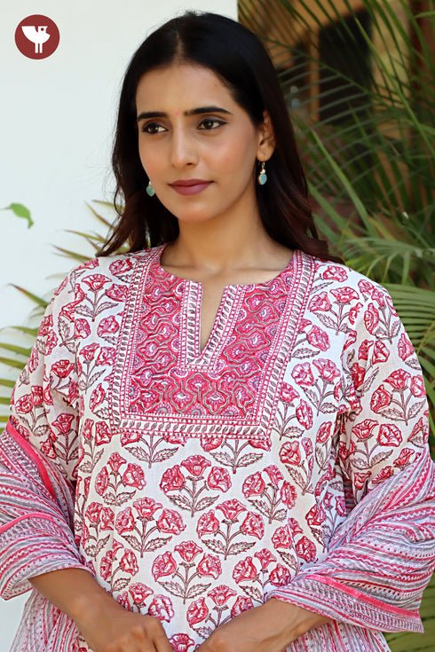 Mulmul Cotton Kurta Pant with Dupatta Set in Floral Block Print