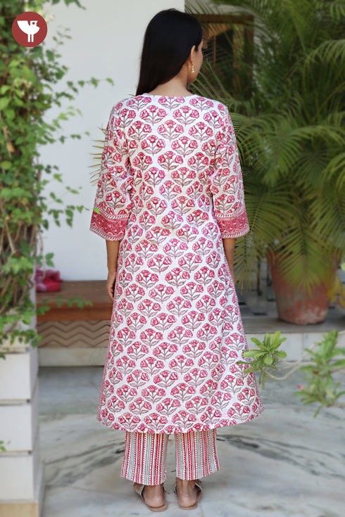Mulmul Cotton Kurta Pant with Dupatta Set in Floral Block Print