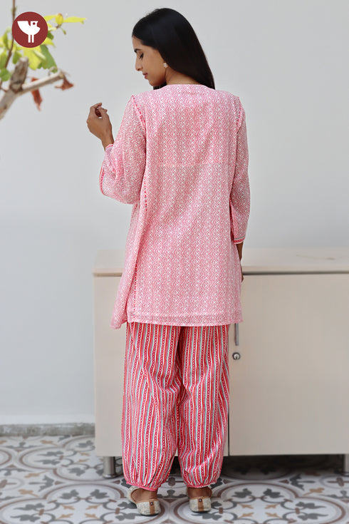 Mul Mul Cotton Kurta and Pant Set in Hand Screen Print