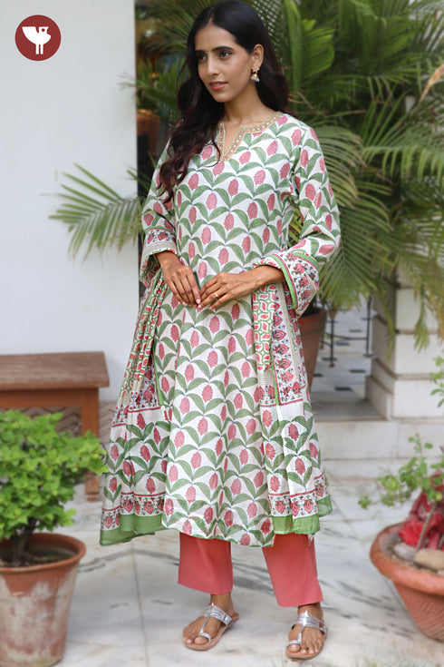 Chanderi Silk Kurta Pant with Dupatta in Embroidered & Floral Block Print