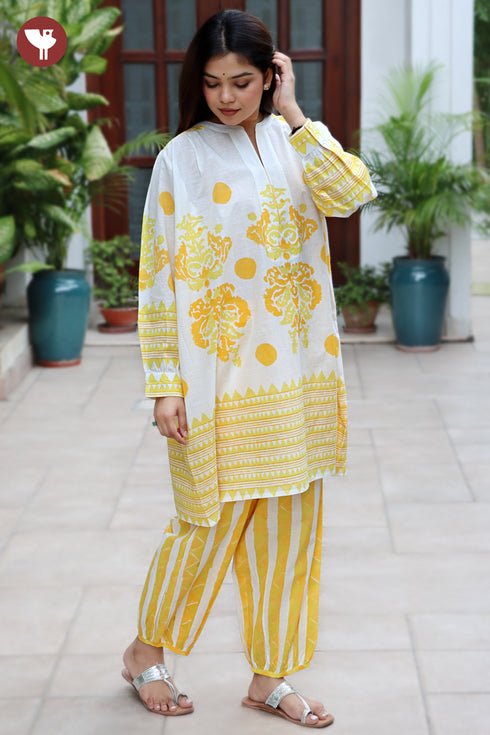 Slub Cotton Lemon & Yellow Kurta And Pant Set in Block Print