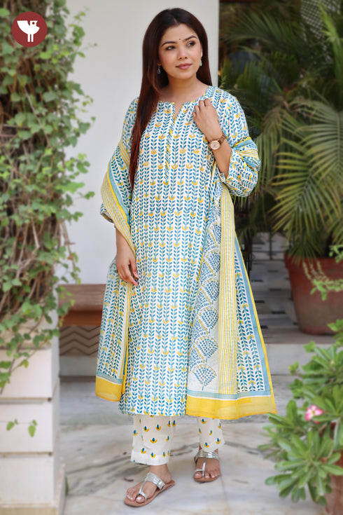 Chanderi Silk Kurta Pant with Dupatta in Floral Block Print