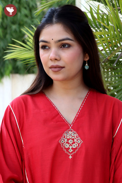 Chanderi Silk Kurta & Pant Set with Embroidery