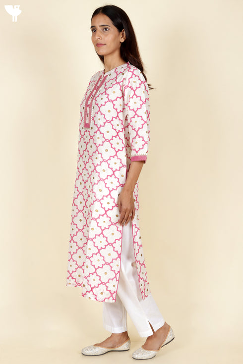 Chanderi Silk Kurta With Dupatta in GoldBlock Print