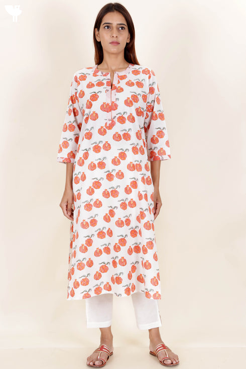 Cambric Cotton Kurta With Kota Dupatta In Floral Block Print