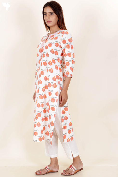 Cambric Cotton Kurta With Kota Dupatta In Floral Block Print