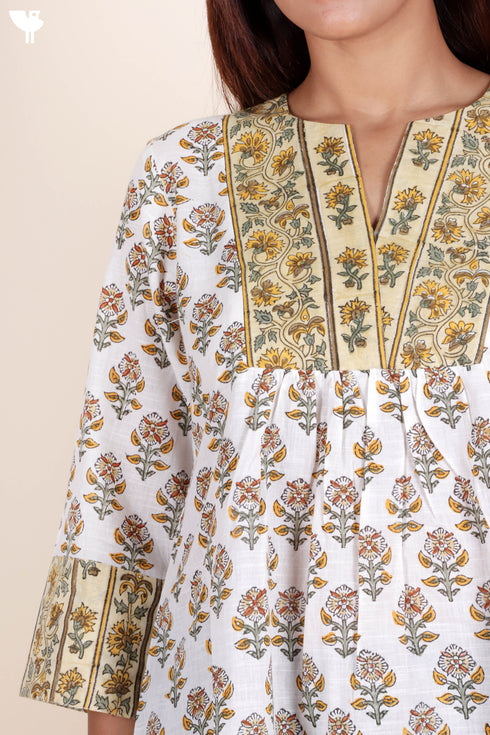 Slub Cotton Top In Floral Block Print