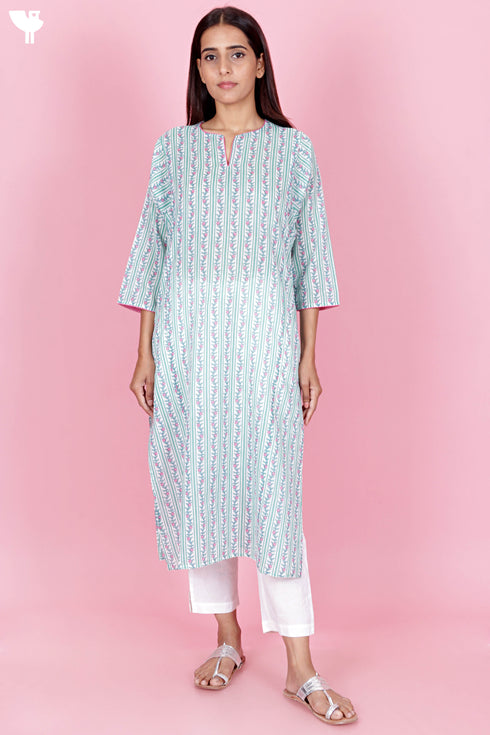 Mulmul Cotton Kurta In Floral Print