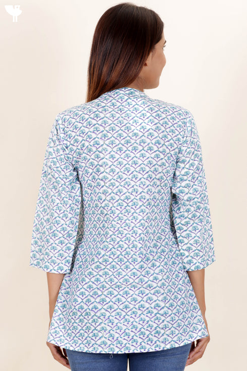 Cambric Cotton Pintucked Top In Floral Print
