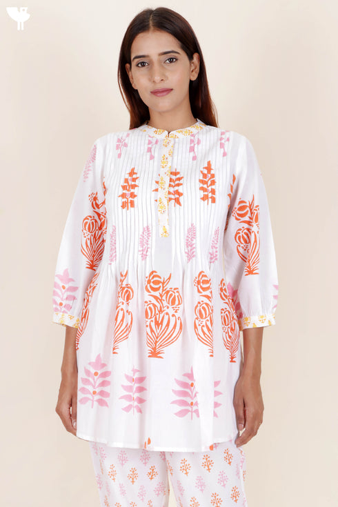 Cambric Cotton Pintuck Top In Block Print