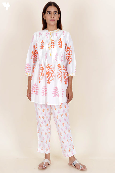 Cambric Cotton Pintuck Top In Block Print