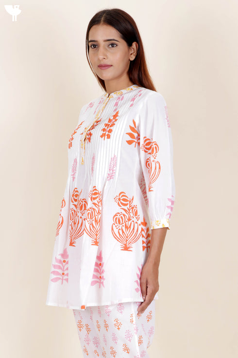 Cambric Cotton Pintuck Top In Block Print