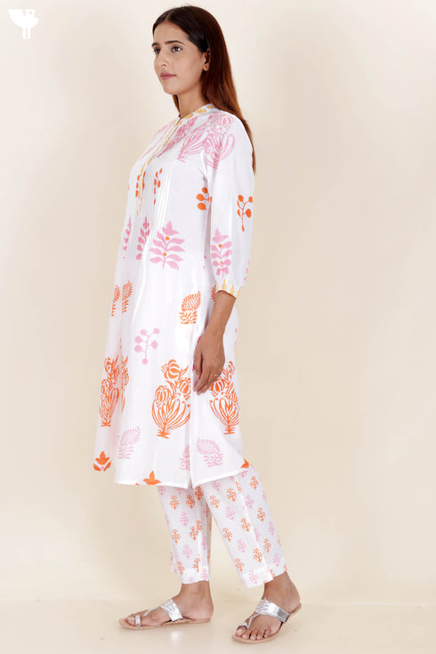 Cambric Cotton Pintucked Kurta In Floral Block Print