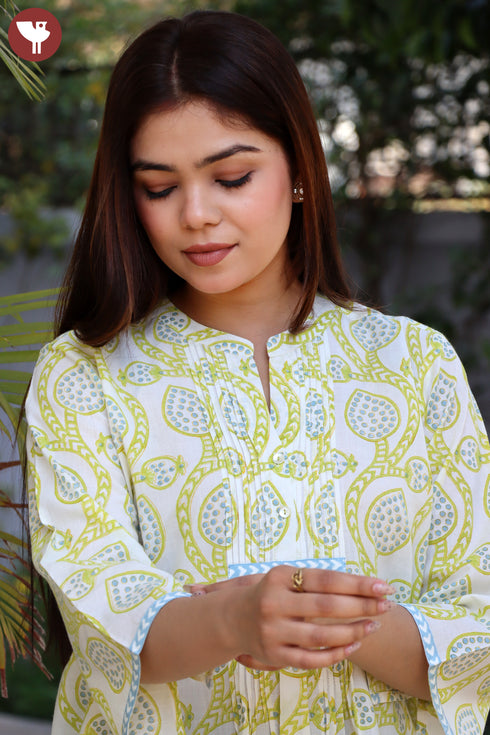 Cambric Cotton Top in Floral Block Print