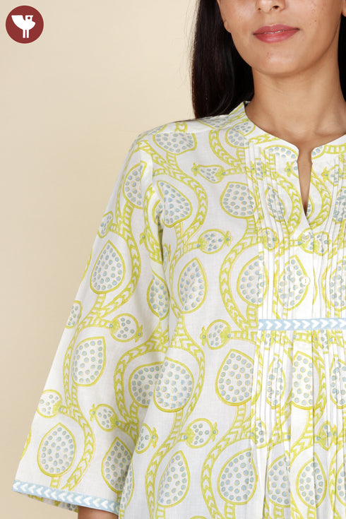 Cambric Cotton Top in Floral Block Print