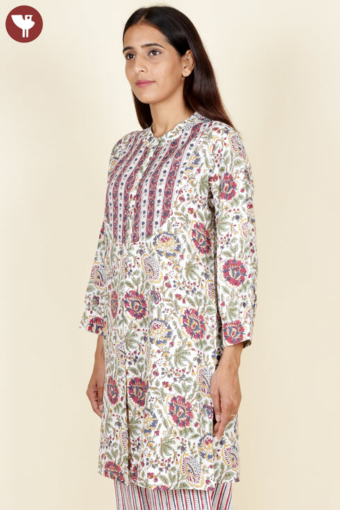 Lyocell Ivory Printed Top In Floral Block Print