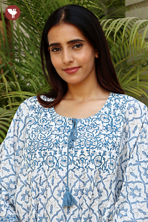 Cambric Cotton Peasant Top In Floral Print