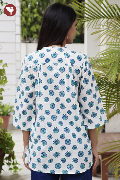 Cambric Cotton Pintuck Floral Top in Block Print