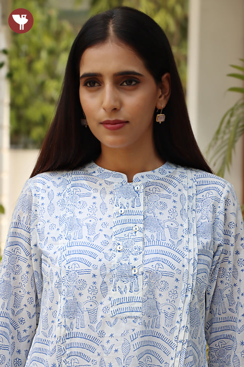 Cambric Cotton Pintuck Floral Top in Block Print