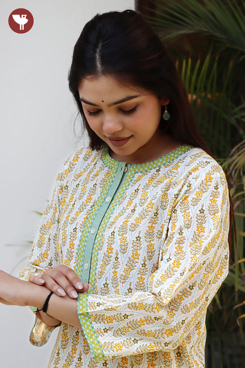 Cambric Cotton Kurta in Floral Print