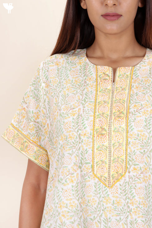 Bizzy Lizzy Zipper Kaftan In Floral Block Print