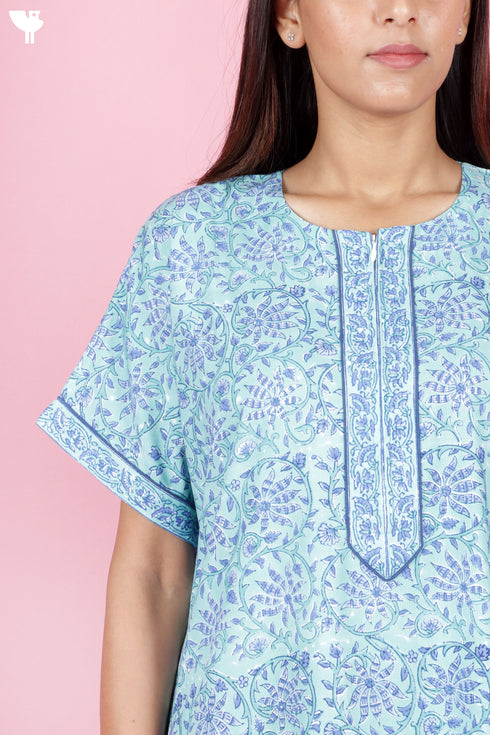 Bizzy Lizzy Zipper Kaftan In Floral Block Print