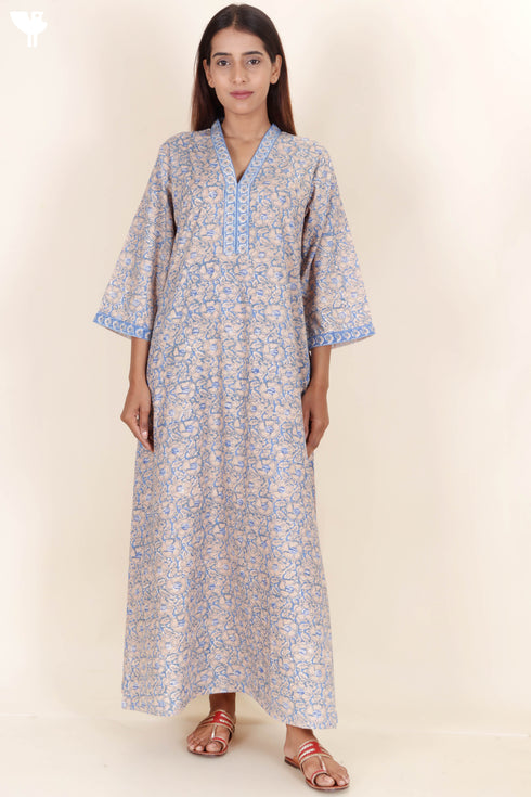 Bizzy Lizzy Full Sleeved Kaftan In Floral Block Print