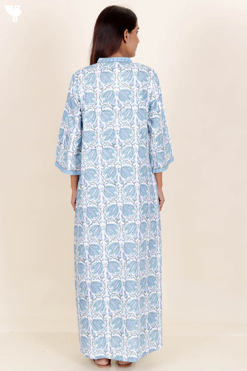 Bizzy Lizzy Full Sleeved Kaftan In Floral Block Print