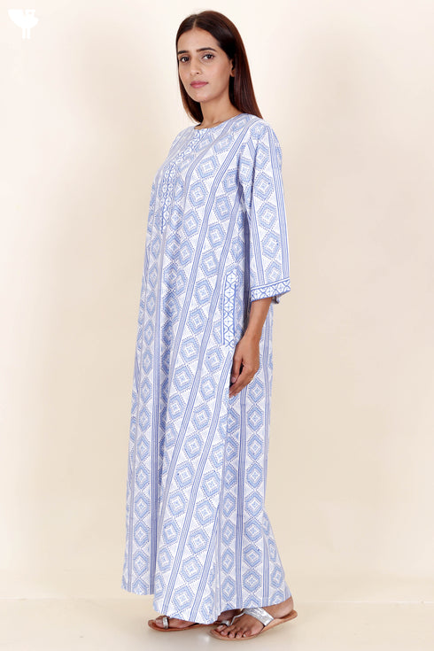 Bizzy Lizzy Full Sleeved Zip Kaftan In Block Print