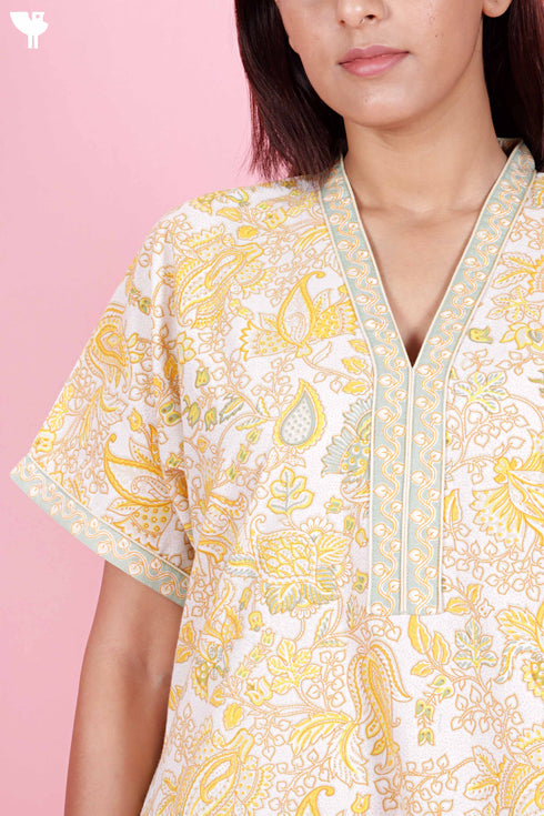 60’s Cotton V-neck Kaftan In Floral Print