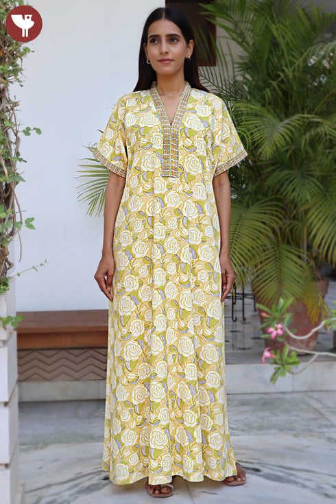 Bizzy Lizzy Kaftan in Floral Block Print
