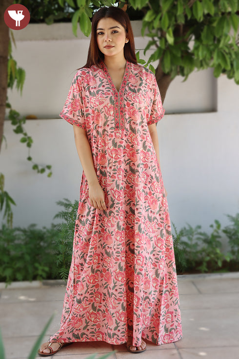 Bizzy Lizzy Half Sleeved Kaftan in Floral Block Print