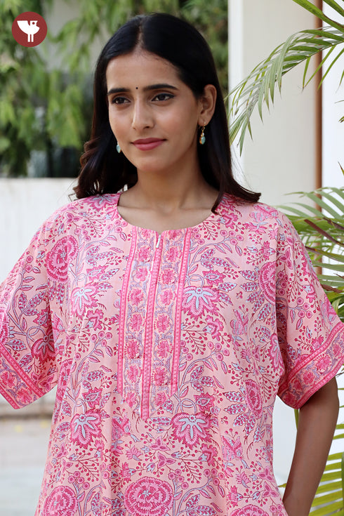 Bizzy Lizzy Half Sleeved Zip Kaftan In Floral Block Print