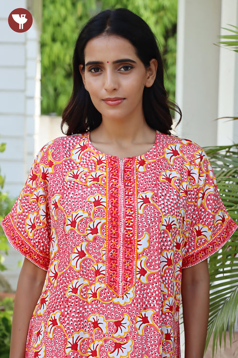 Bizzy Lizzy Front Zipper Kaftan in Floral Print