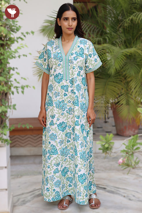 60’s Cotton Short Sleeved Kaftan in Floral Print