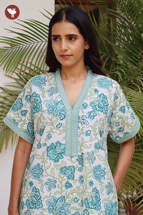 60’s Cotton Short Sleeved Kaftan in Floral Print