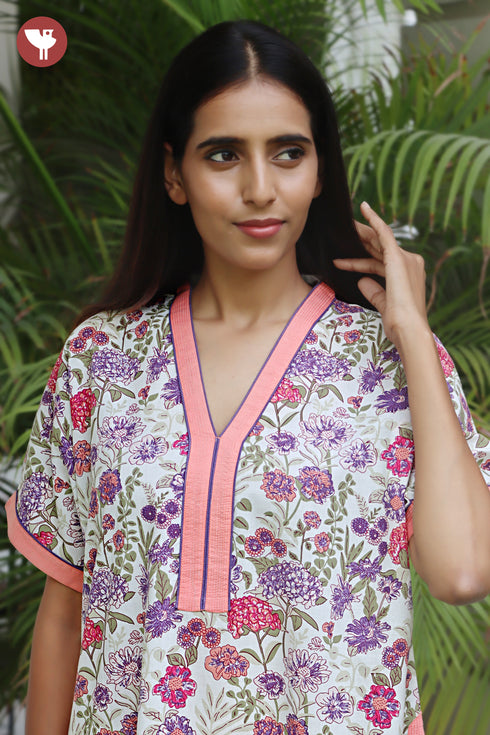 60’s Cotton V-neck Kaftan in Floral Print