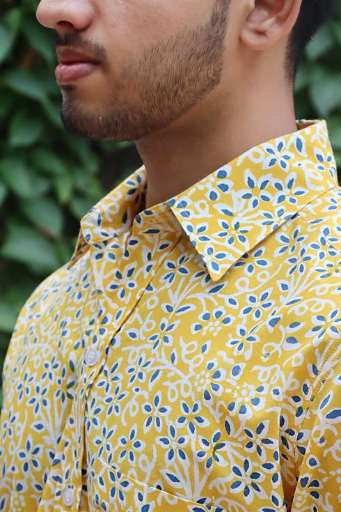 Regular Fit Cambric Cotton Men’s Half Sleeved Shirt in Floral Block Print