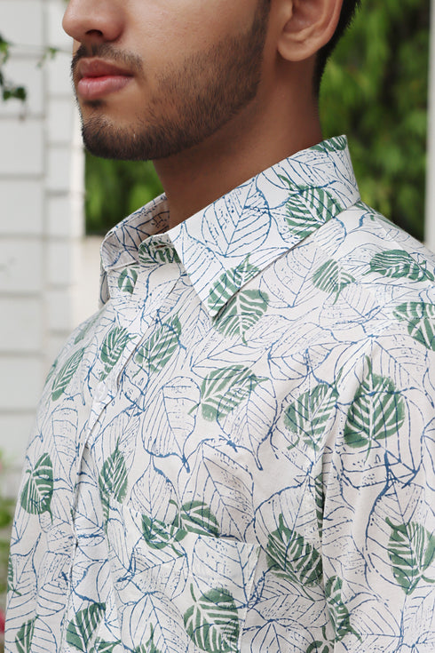 Regular Fit Cambric Cotton Men’s Half Sleeved Shirt In Block Print