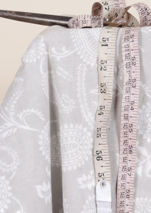 Cambric Cotton In Paisley Print