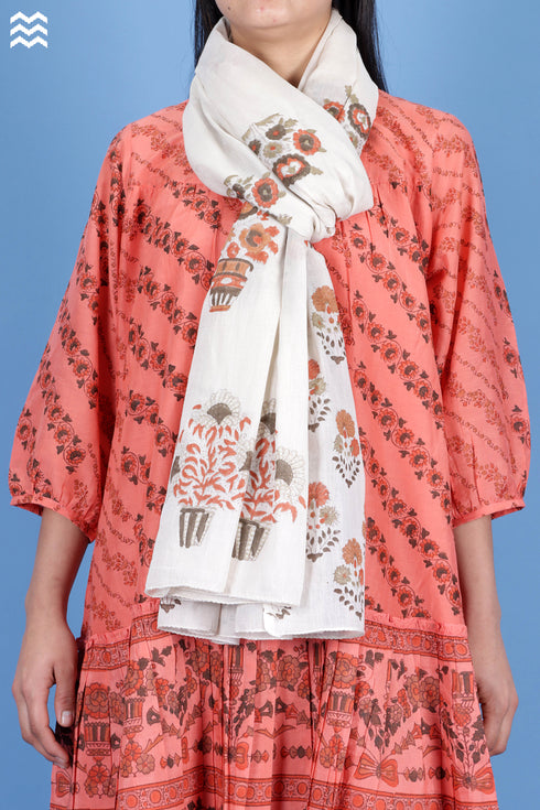 Mulmul Cotton Wrap In Floral Block Print