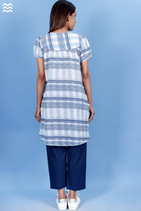 Mulmul Cotton June Top In Graphic Print