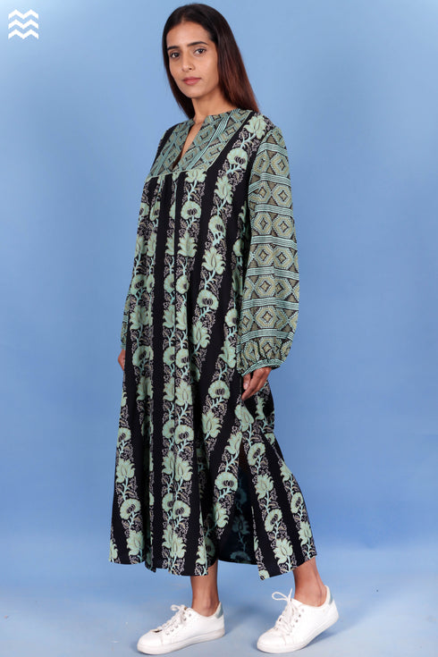 Joplin Dress In Assorted Block Print