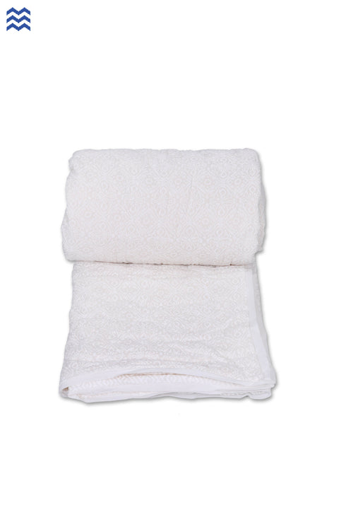 Mulmul Cotton Quilt In Ivory Block Print